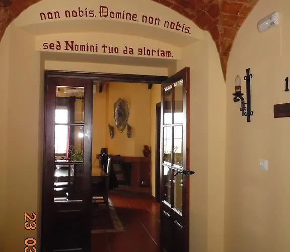 منزل ريفي La Casa De Templarios Puebla de Alcocer